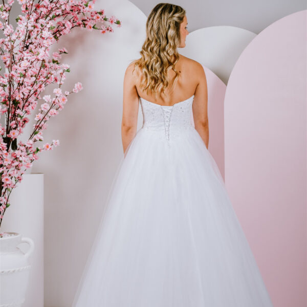 unique ballgown features