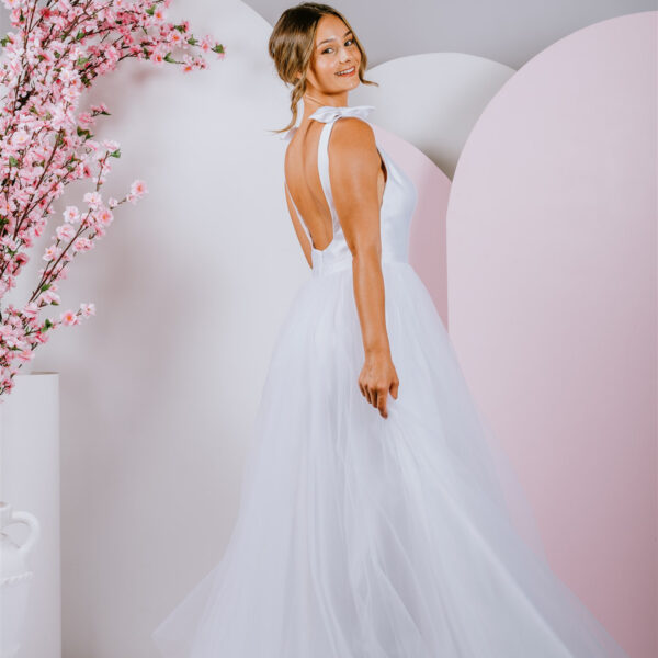 deep v neckline with tulle skirt deb gown