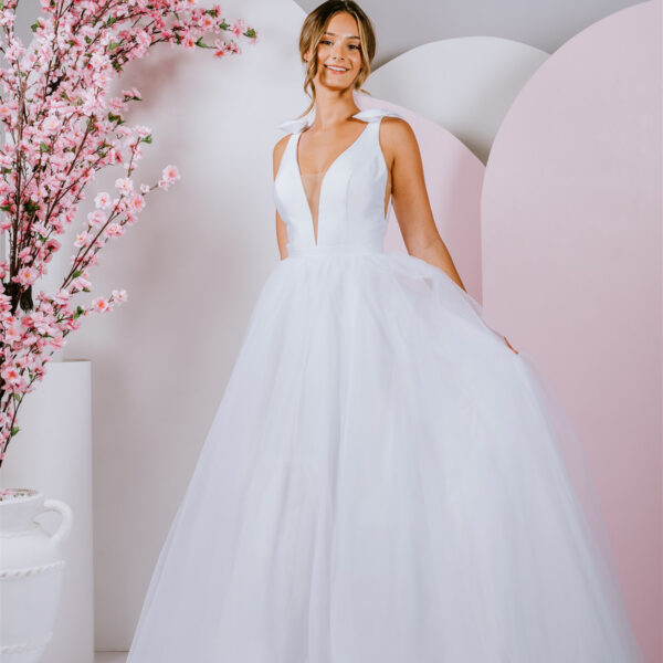deep v neckline with tulle skirt deb gown