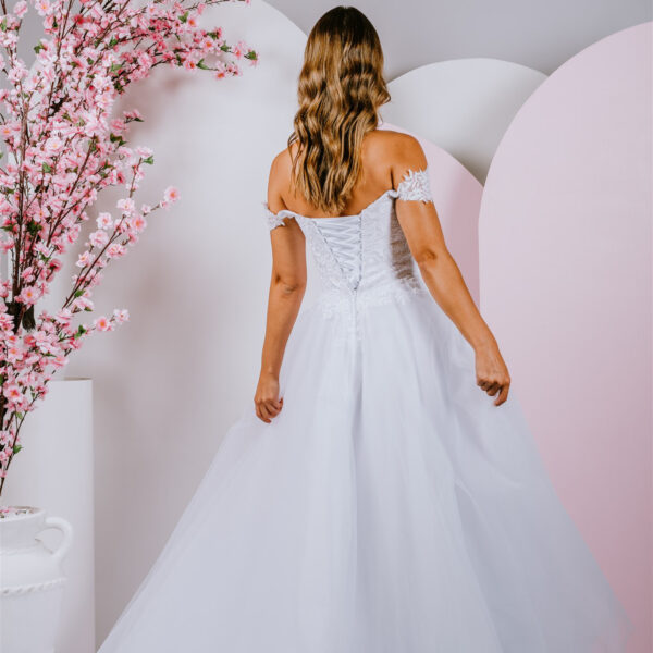 off-shoulder straps debutabte gown
